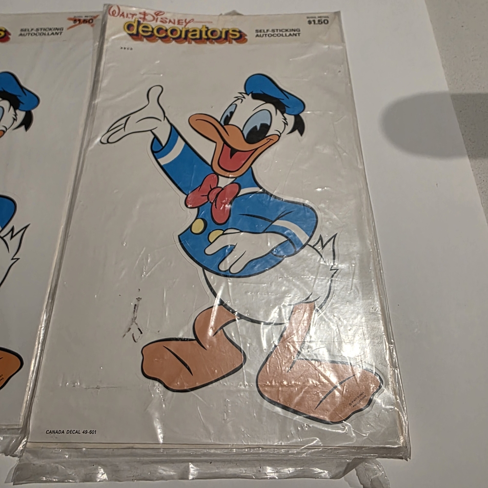 Vintage Walt Disney Donald Duck Decorators Self-Sticking Decal Sticker Lot of 2 - Picture 2 of 11